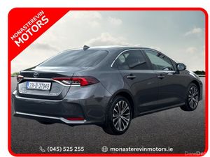 Toyota Corolla LUNA SPORT SALOON 4DR - Image 2