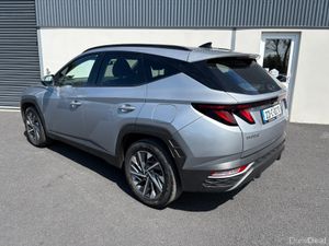 221 Hyundai Tucson 1.6D Executive - Image 3