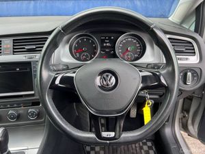 Volkswagen Golf R-LINE PACK 1.2 TSI // FULL SERVIC - Image 4