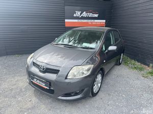 Toyota Auris 1.4 5DR LUNA - Image 3