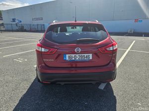 Nissan Qashqai 1.2 SV MY16 E6 4DR - Image 4