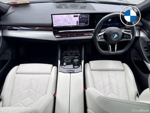 BMW i5 eDrive40 M Sport Saloon - Image 4