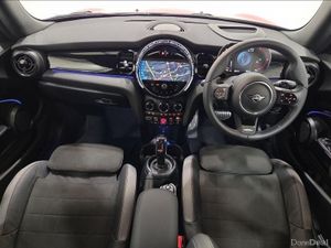 Mini Cooper John Cooper Works - Image 4