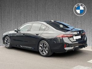 BMW i5 eDrive40 M Sport Saloon - Image 2