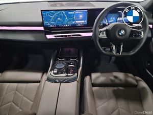 BMW 5-Series 520i M Sport Saloon - Image 4