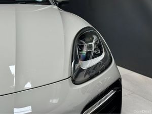 3.0 V6  PLATINUM EDITION - Image 4