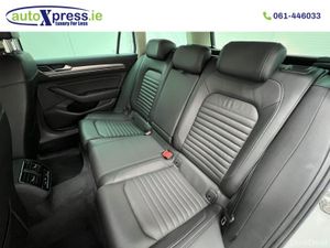 Volkswagen Passat ALLTRACK 4MOTION Automatic - Image 4