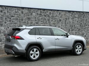 2020 Toyota RAV4 Luna Hybrid Auto 2.5 FSH - Image 3