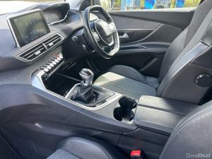 Peugeot 5008 ALLURE 1.2 PureTech 130HP MANUAL - Image 2