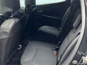 Renault Clio IV DYNAMIQUE 1.2 PET 7 4DR - Image 3