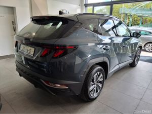 Hyundai Tucson EXECUTIVE HYBRID - Image 2