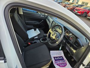 Volkswagen Polo TL 1.0 M5F 80HP 5DR - Image 4