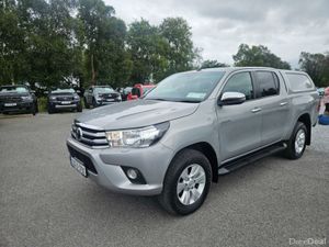 Toyota Hilux Double CAB SR5 4DR - Image 4