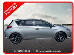 Toyota Auris HYBRID LUNA SPORT AUTO 4DR - Image 3