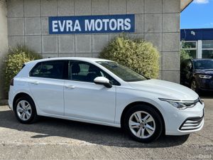 Volkswagen Golf LIFE 1.0 PETROL MANUAL //SAT NAV// - Image 3