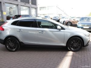 Volvo V40 2015 - Image 3