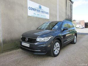 Volkswagen Tiguan 1.4 TSI E-HYBRID AUTOMATIC - Image 3