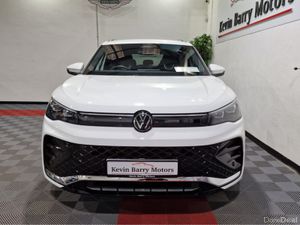 Volkswagen Tiguan 1.5TSi PHEV R-LINE AUTOMATIC **O - Image 2