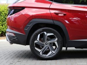 Hyundai Tucson 2WD Executive Plus HEV Auto - Image 4