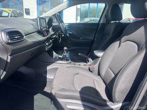 2018 HYUNDAI I30 1.0 PETROL FASTBACK SALOON - Image 4