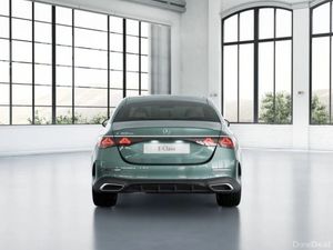 Mercedes-Benz E-Class E 300 de EQ Hybrid Technolog - Image 4