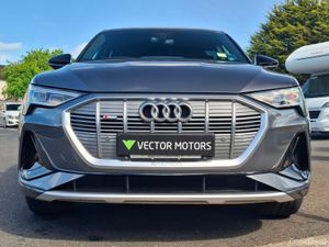 Audi e-tron 55 S-LINE QUATTRO SPORTBACK COUPE - Image 3