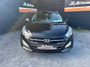 Hyundai i30 1.6 TOURER DELUXE 5DR - Image 2