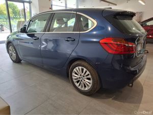 BMW 2-Series 218i 5DR AUTOMATIC - Image 4