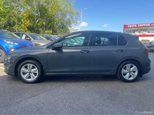 Volkswagen Golf 1.0 PETROL LIFE - Image 4