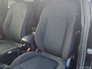 Ford Puma 1.0 PETROL, MILD HYBRID, ST - LINE, TINY - Image 4
