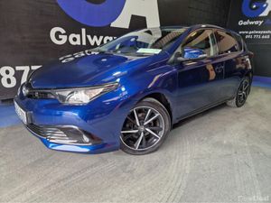 Toyota Auris **ONLY 64K MILES, SAT NAV REVERSING C - Image 4
