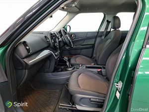 Mini Countryman Cooper S E ALL4 PHEV Classic Auto* - Image 4