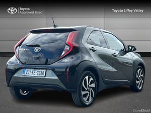 Toyota Aygo X AYGO-X 1.0 DESIGN - Image 2