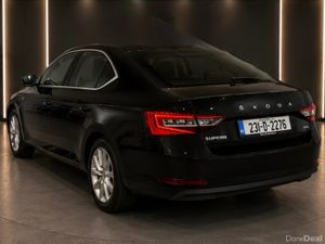Skoda Superb 2.0TDI DSG AMB / FINANCE AVAILABLE - Image 2