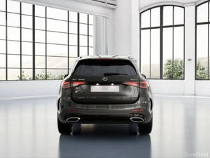 Mercedes-Benz GLC GLC 300 e 4MATIC EQ Hybrid Techn - Image 4