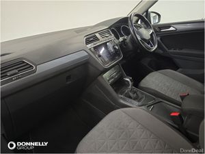 Volkswagen Tiguan Diesel Estate Life - Image 3