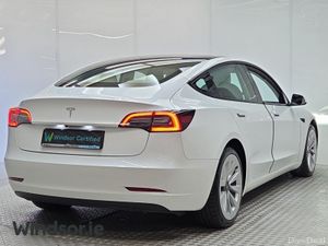 Tesla Model 3 Long Range (AWD) - Image 3