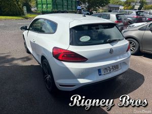 Volkswagen Scirocco 2.0 TDI BLUEMOTION 3DR - Image 4
