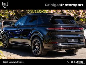 Porsche Cayenne V6 E-Hybrid - Image 2