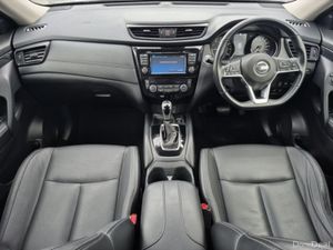 Nissan X-Trail ** 7 SEATER ** HUGE SPEC ** LOW MIL - Image 2
