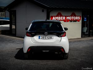 241  TOYOTA YARIS X  PETROL  AUTO - Image 3