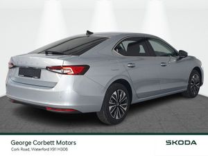 Skoda Superb Selection 2.0TDi DSG - Image 3