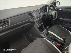 Volkswagen T-roc Diesel Hatchback SEL - Image 3