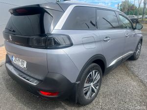 Peugeot 5008 2025 - Image 3