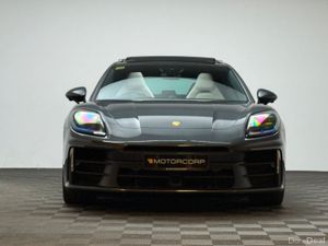 Porsche Panamera 4 PDK E-HYBRID - Image 2