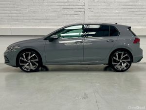 Volkswagen Golf Life 2.0TDI 115bhp 6 Speed Manual - Image 4
