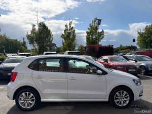 151 Volkswagen Polo 1.0 Petrol 5dr - Image 4