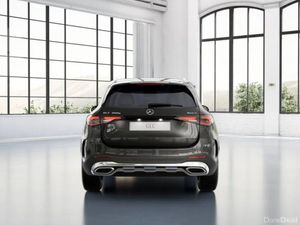 Mercedes-Benz GLC GLC 300 e 4MATIC - Image 4