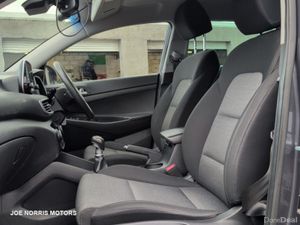 Hyundai Tucson 1.6 SE NAV 115PS 5DR - Image 4