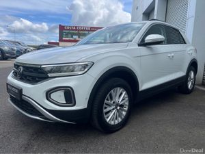 Volkswagen T-Roc 2.0 DIESEL LIFE - Image 3